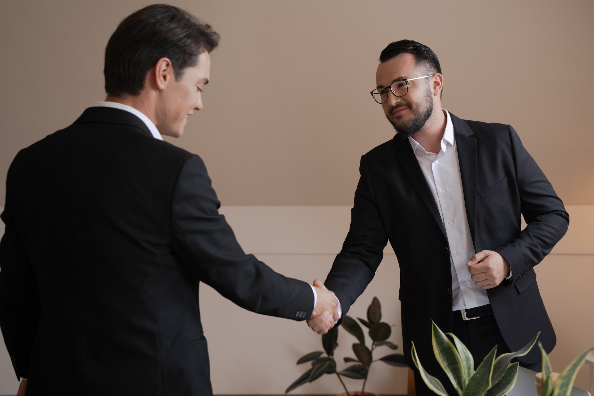 The Advantages of Getting a Business Broker